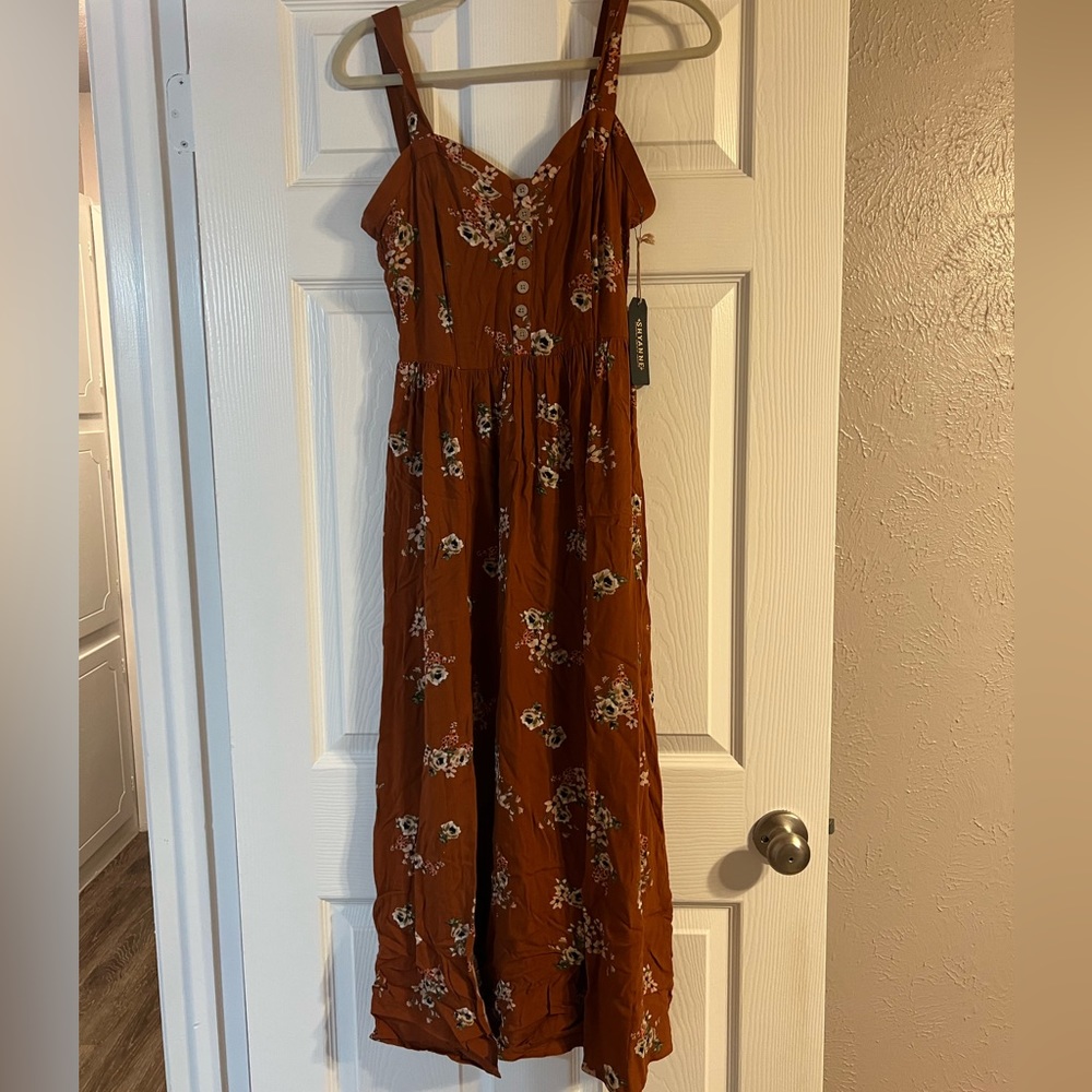Shyanne long dress - NEW WITH TAGS